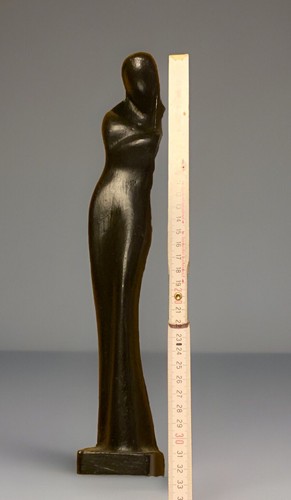 Madre e hijo/Madonna escultura de hierro fundido ennegrecido altura total aprox. 32 cm - Imagen 3 de 16