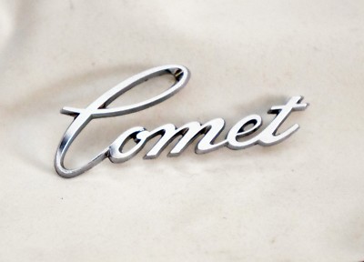 OEM NOS !...1971 MERCURY COMET EMBLEM # D14B 16098 A OEM