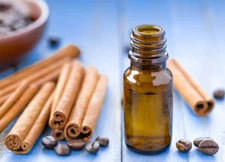 Cinnamon Essential Oil Pure and Natural 100% Sri Lanka 15ml undiluted free ship