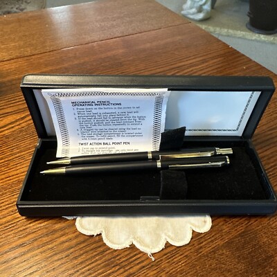 Vintage Pembrooke Fine Writing Instrument Pen & Pencil Set With Box & Papers