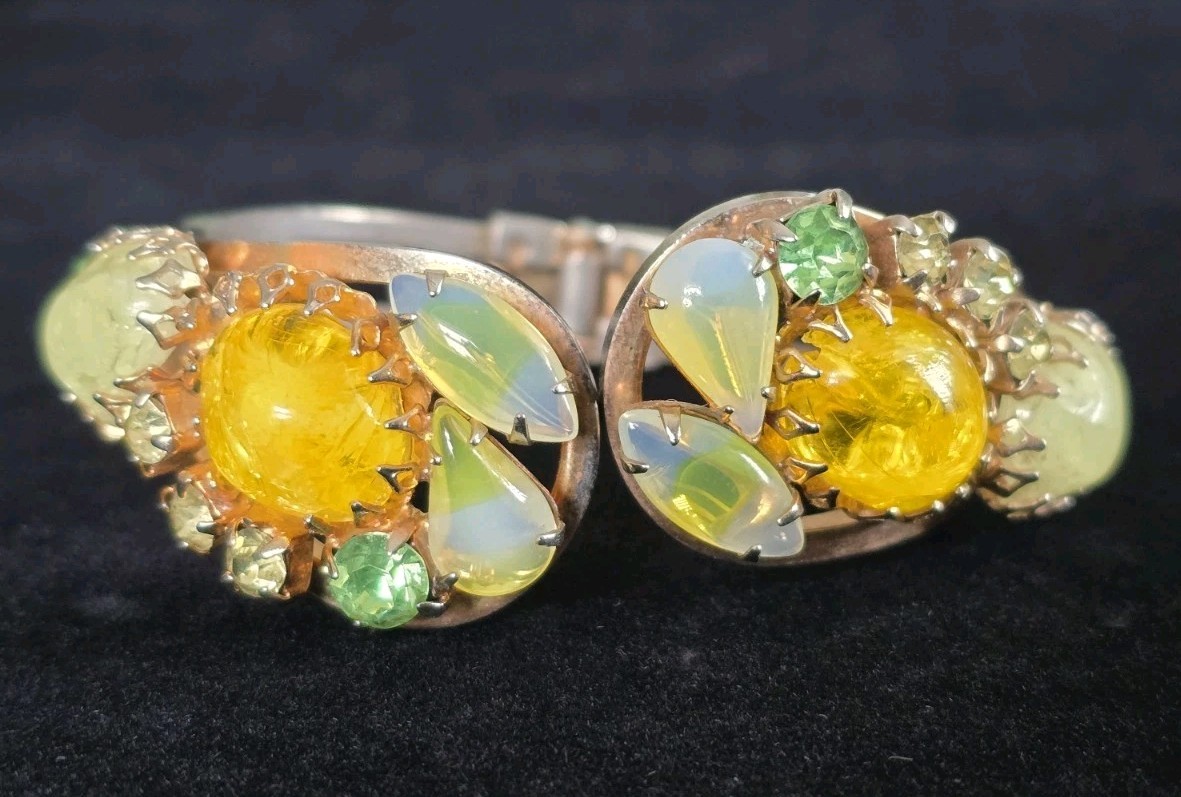 Vintage Schreiner Regency Style Clamper Yellow Crackle Cabochon Green Rhinestone