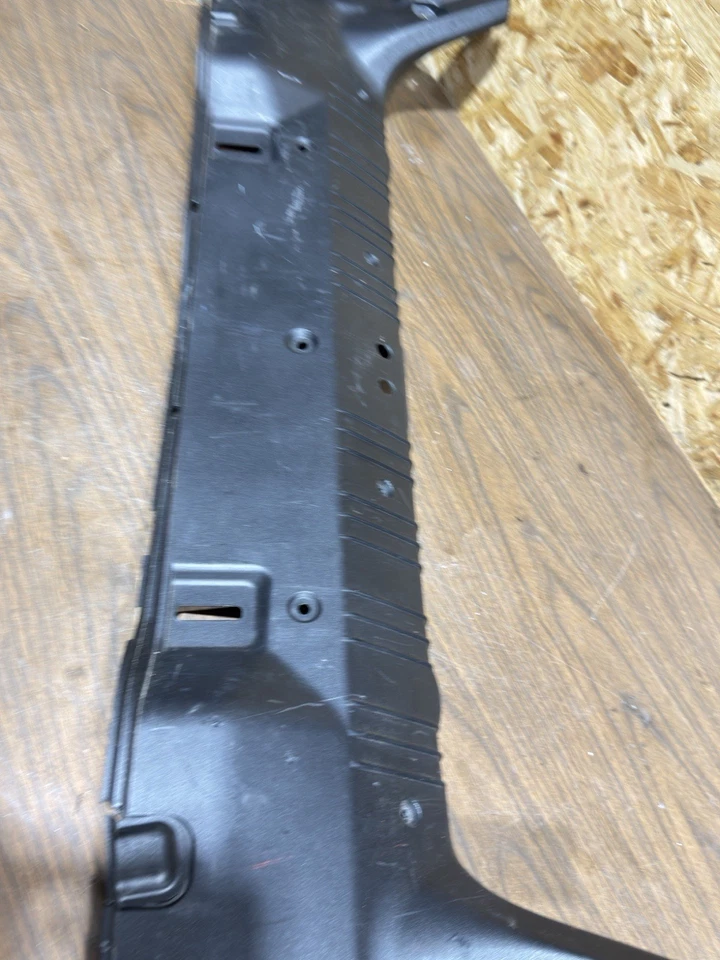 BMW E46 323Ci 325Ci 330Ci 1999-2006 convertible maletero pestillo moldura panel Foto 3 de 4