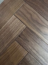 American Black Walnut Matt Lacq Engineered Flooring 14/3x400mm 1.024m2