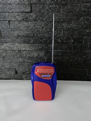 Seltenes SNICKERS AM/FM Radio mit einziehbarem Ohrstück - FUNKTIONIERT - Bild 3 von 6