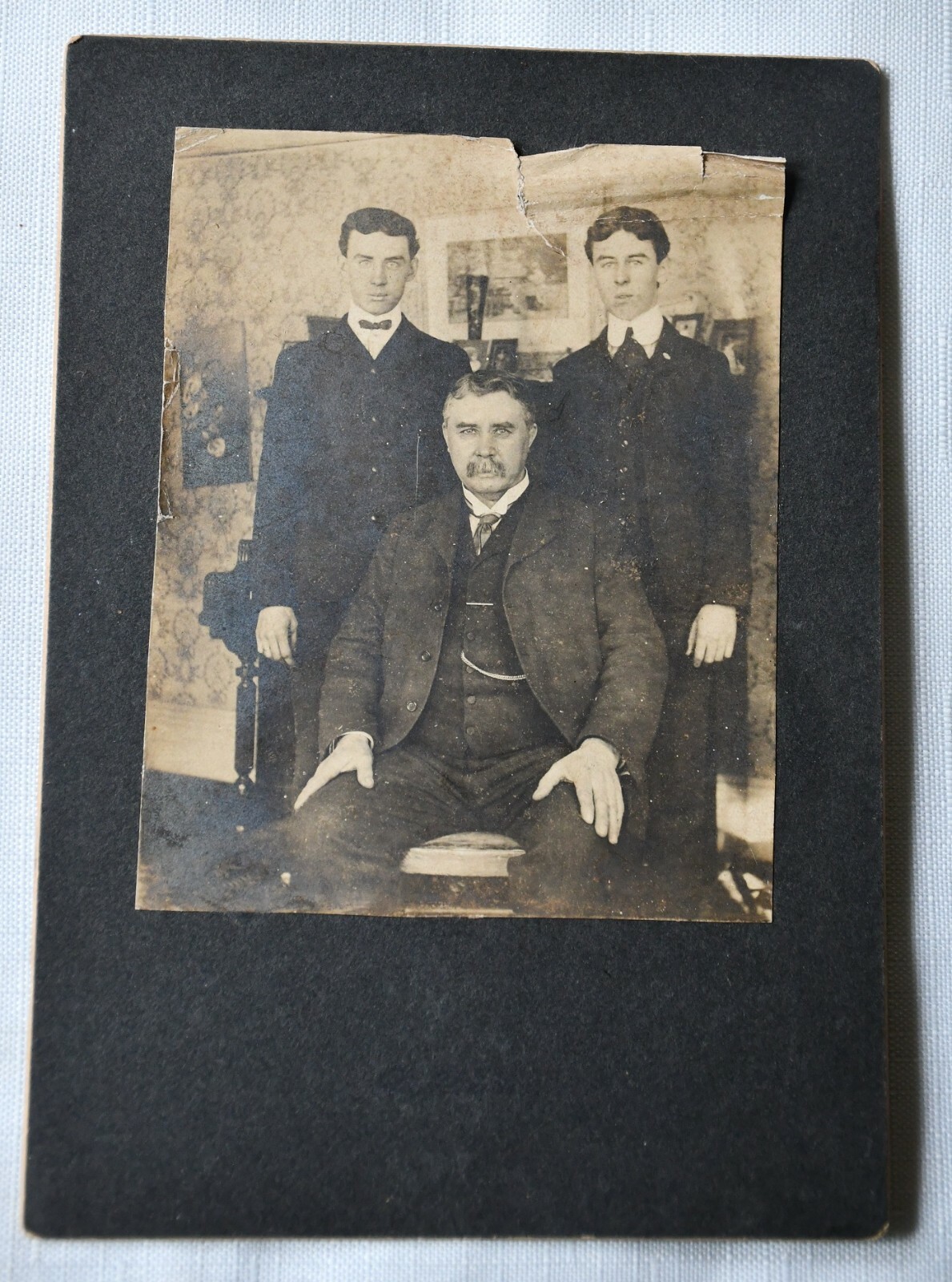Picture 1 of 2