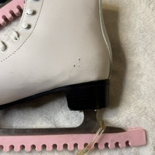 Glider Women Glider 4000 White Synthetic Leather Lace-Up Skates Size 9