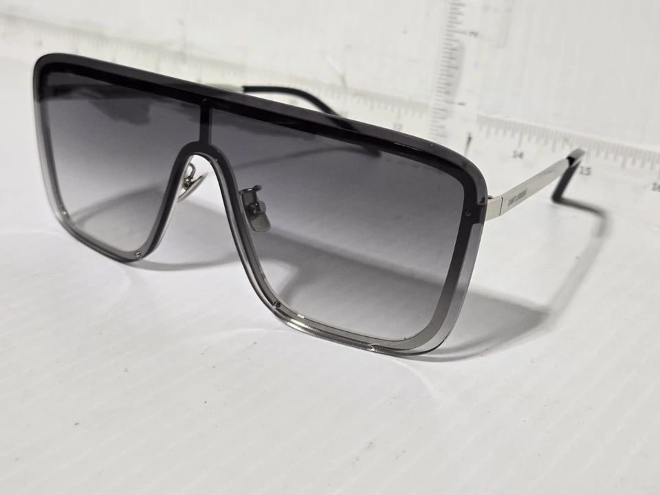 Gafas de sol Saint Laurent SL 364 MÁSCARA 005 marco plateado lentes grises SOLO MARCOS Foto 3 de 4