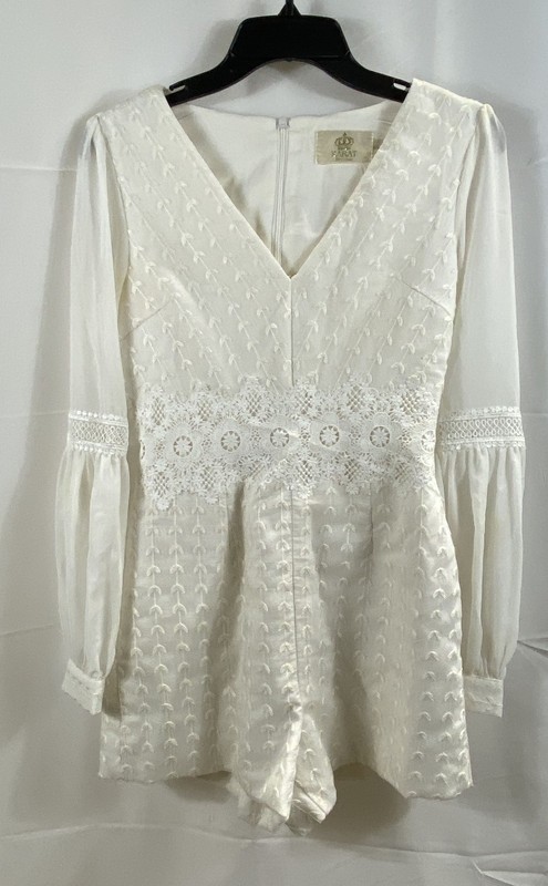 Karat Boutique Women's Romper White Embroidered Lace Long Sleeve V-Neck Size S