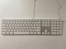 Apple A1243 USB Wired Standard Keypad - White