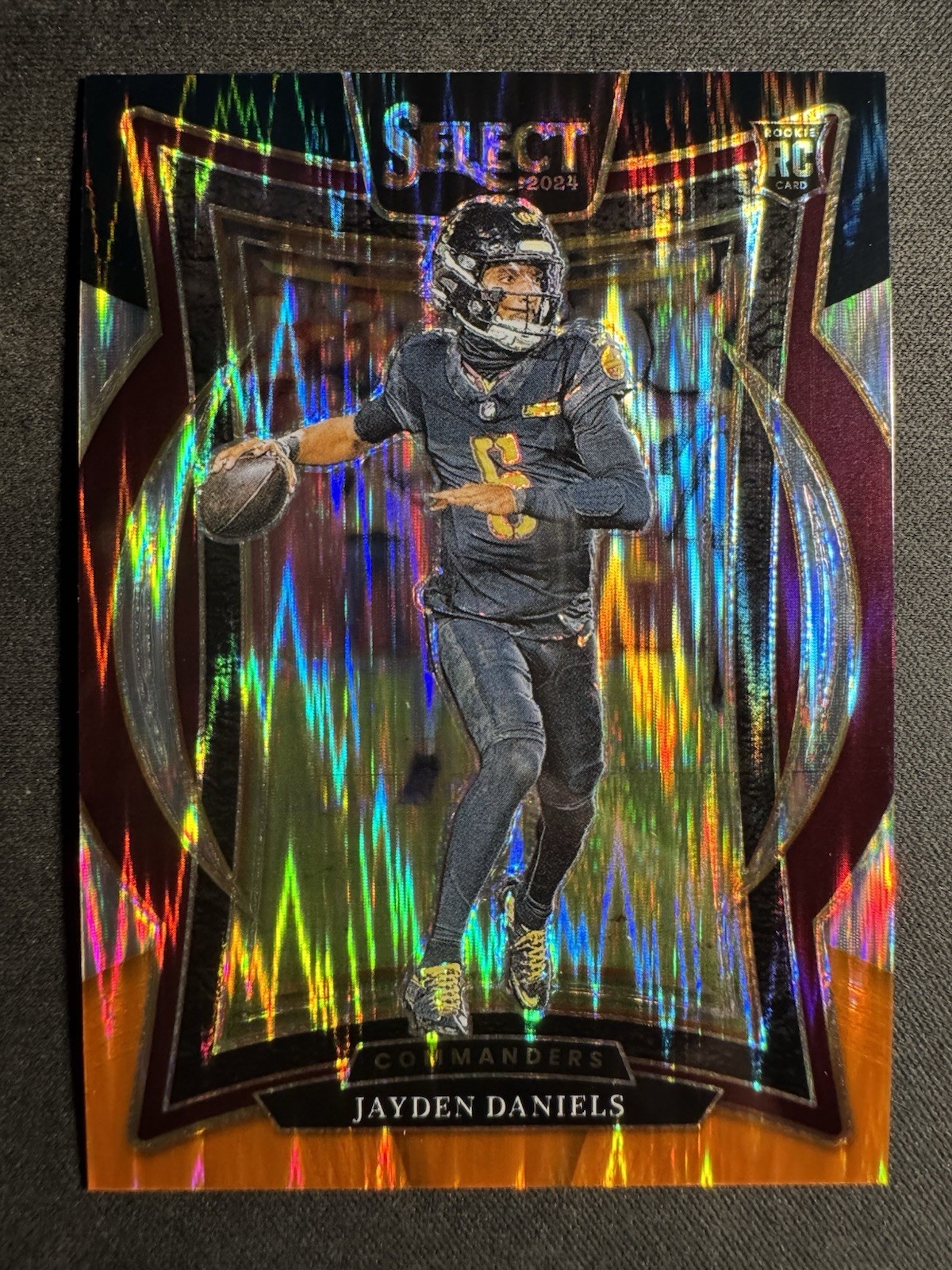 2024 Select Concourse Jayden Daniels #26 Black & Orange Shock ROOKIE (Hobby)