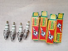 SET OF 4 X NOS BOSCH SUPER W5BC SPARK PLUGS, short reach, 14mm