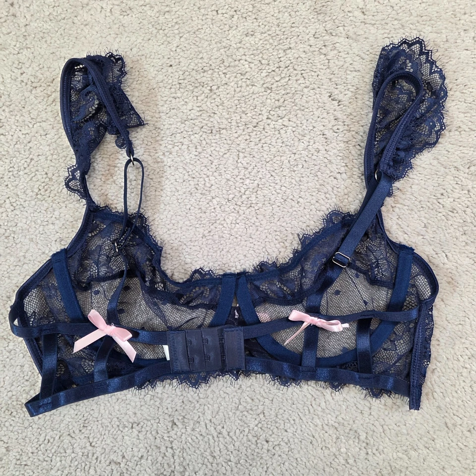 Sujetador con aros Demi Cup azul marino de encaje transparente talla XS Foto 3 de 4