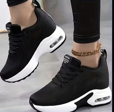 New Mesh Versatile Sports Casual Running Shoes with Hidden Height Increase Eu38