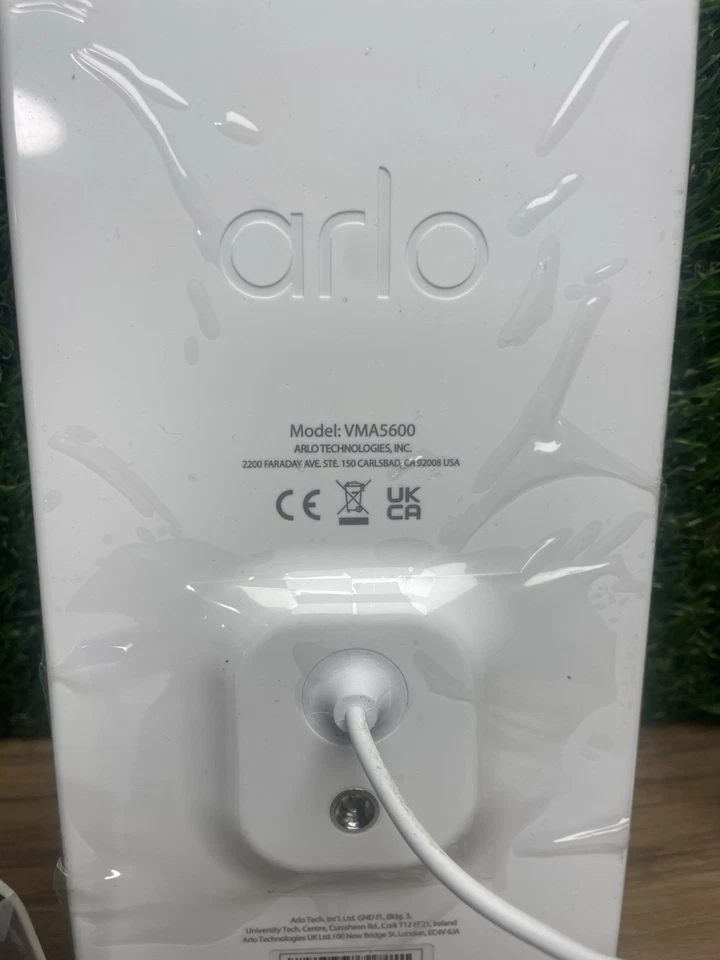 Arlo Pro 4 Outdoor WiFi Surveillance Camera + Wireless Solar Panel - Image 2 of 4