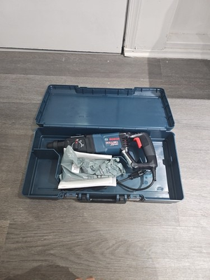 #ad Bosch Bulldog 1quot; Corded Rotary Hammer Drill $119.99