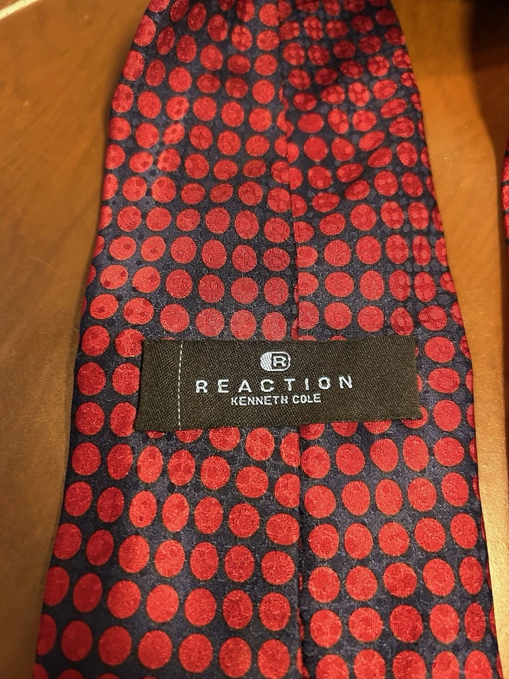 Галстук мужской Reaction Kenneth Cole красный 100% импортный шелковый галстук в горошек - Изображение 3 из 4