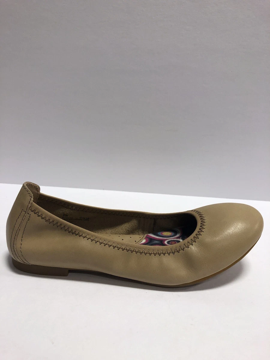 Born Women s Julianne Tan Leather Shoes Size 6 Wide