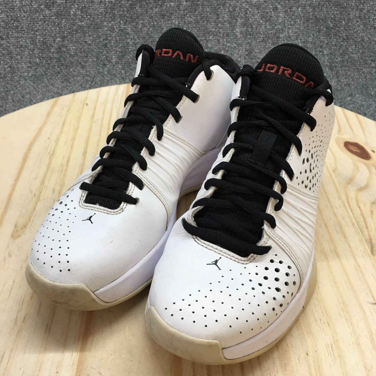 Nike Shoes Mens 9 Jordan 5 AM Basketball Sneakers 807546-102