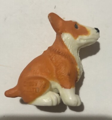 Puppy In My Pocket. Queenie Toy Figure. Skat Welsh Corgi Dog. Vintage 1993.