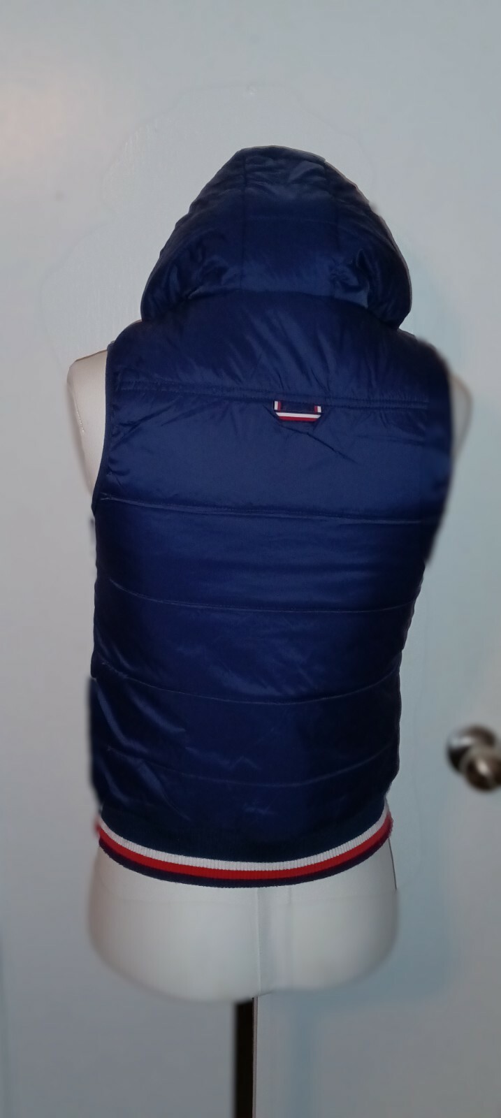 Picture 2 of 4