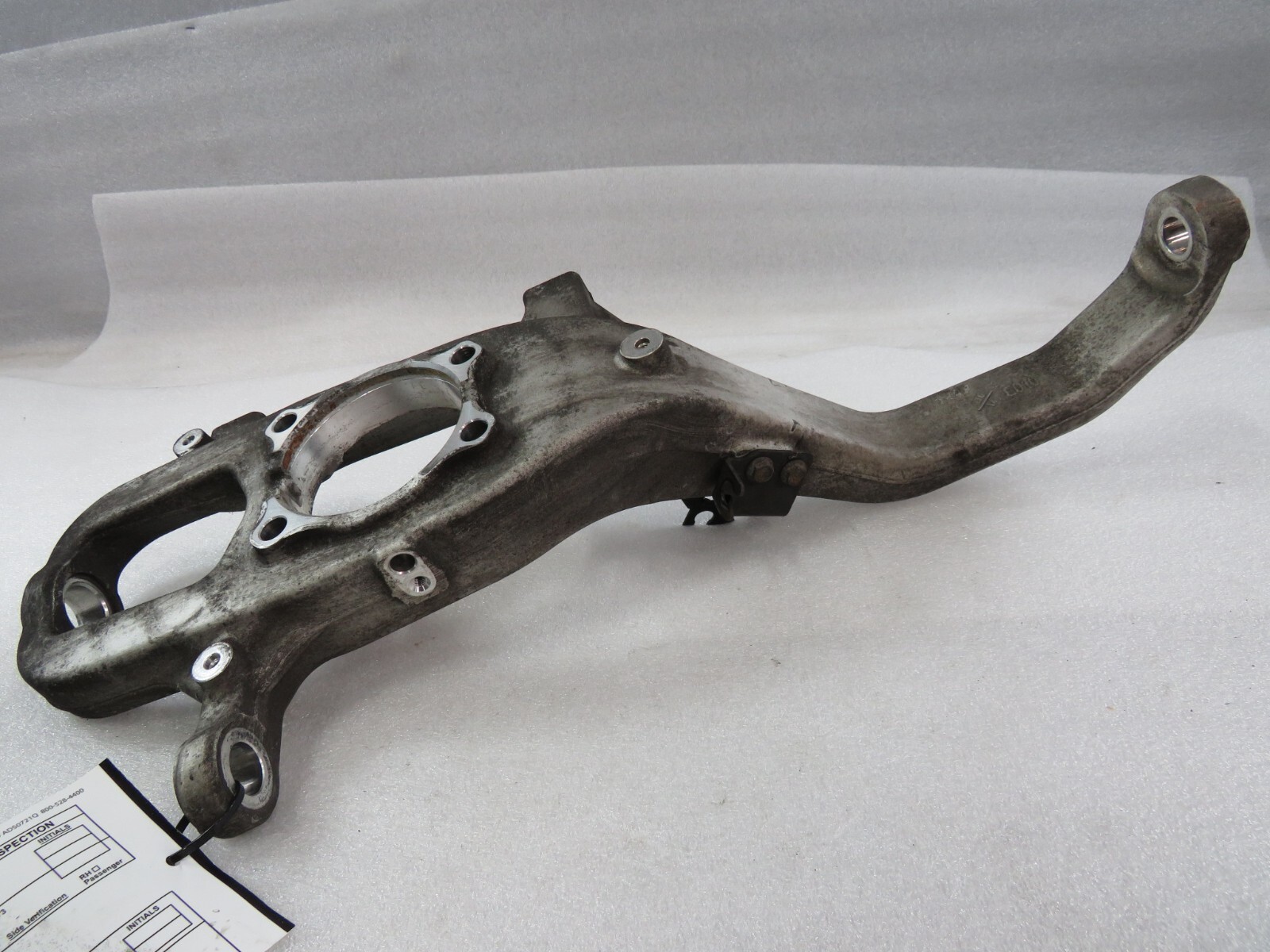 Maserati Quattroporte, Ghibli, LH, Front Spindle/Knuckle, Used, P/N 670004761