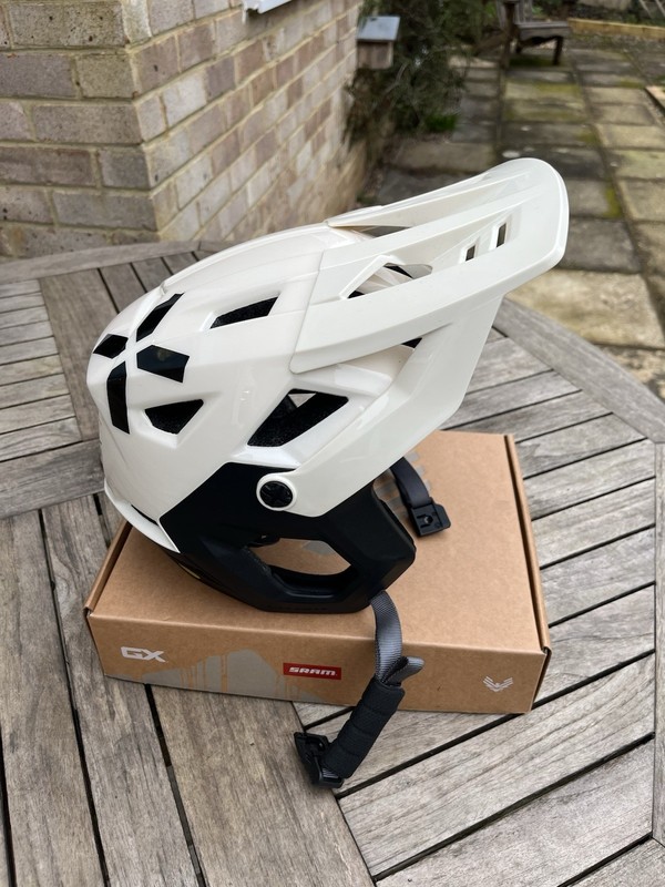 IXS Trigger X Mips Helmet