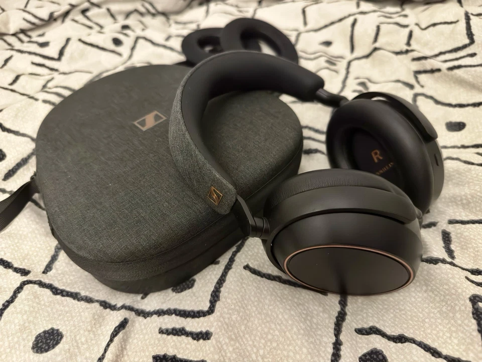 Sennheiser Momentum 4 Wireless, photo 3 sur 5