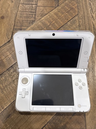 Nintendo 3DS XL Pokémon Edition Yellow Handheld System Working With Charger - Bild 2 von 5