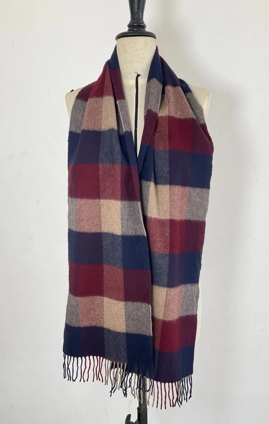 CHARLES TYRWHITT LONDON Pure Cashmere Scarf W A Plaid Pattern & Fringe 78"/10"EC