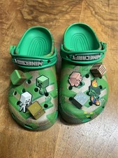 Minecraft Crocs Juniors Size 5 Meets Adventure LIMITED EDITION Beach Shoes Green