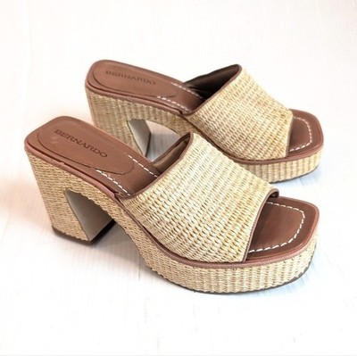 BERNARDO Kenny Raffia Women's Woven Wicker Tan Chunky Heeled Platform Sandals