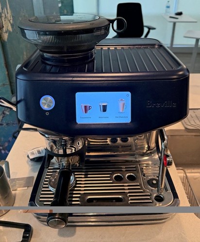 Breville Barista Touch Espresso Machine, Touchscreen, Built-In Grinder, Blue