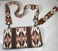Wallet Purse for Women Western Aztec Clutch Wristlet/Over Shoulder/Or Crossbody