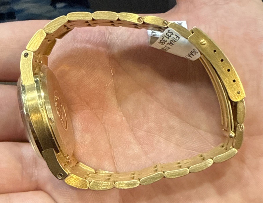 omega constellation watch Solid 18k - image 3