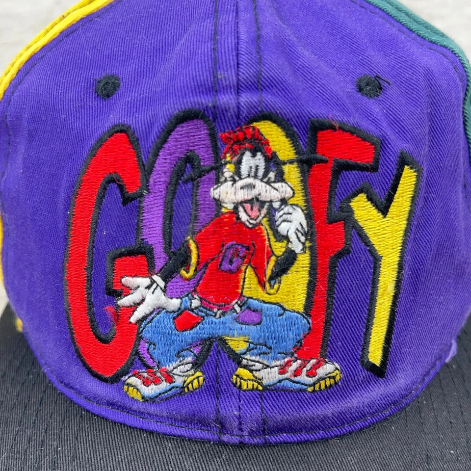 Camiseta De Colección Disney Gorra SnapBack Goofy Hip Hop Cabeza de Bloque Molinete Años 90 Rap Foto 3 de 4