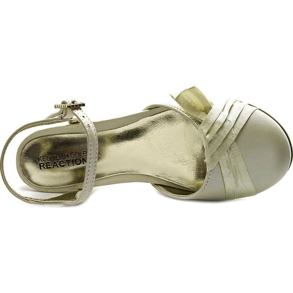 Kenneth Cole 象牙色正装鞋 带缎带 小女孩 尺码 11 1/2 — 第 4/4 张图片