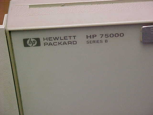Hewlett Packard HP75000 Series B Mainframe with E1326B, E1345