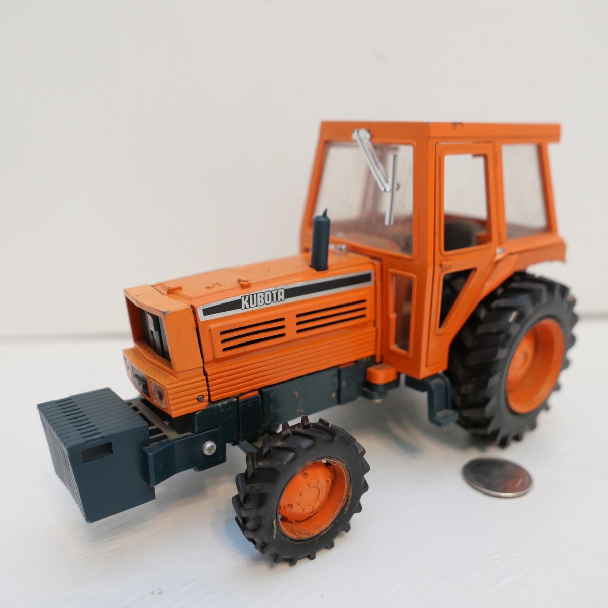 1984 Diapet Yonezawa 1:20 Die-cast Kubota M 79500T Tractor Doors