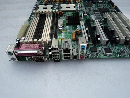 ONE Used For HP XW8200 System Board 350446-001 347241-004