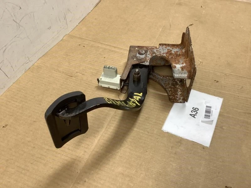 Jeep Patriot 2008 pedaleo de freno + Foto 3 de 4