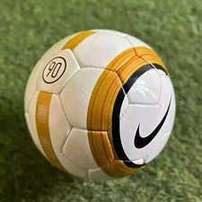 NIKE TOTAL 90 AEROW  PREMIER LEAGUE SWIFT 2005-06  SOCCER Ball Size 5