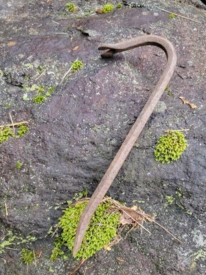 Vintage Early Small Crowbar Pry Bar Puller  Found In Maine Barn