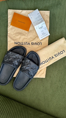 Louis Vuitton Men s Black Monogram Logo Slide Sandals EU 43 US 10-11