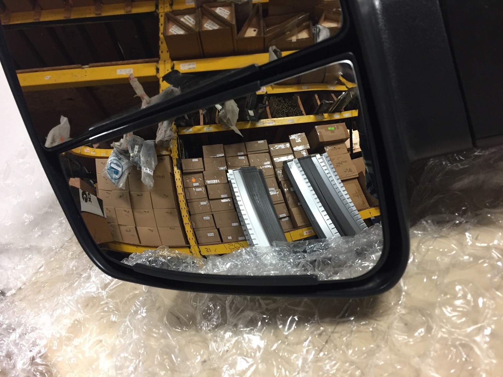 03-25 Chevy Express/GMC Savanna RV Cutaway Chassis Velvac LH Manual Tow Mirror