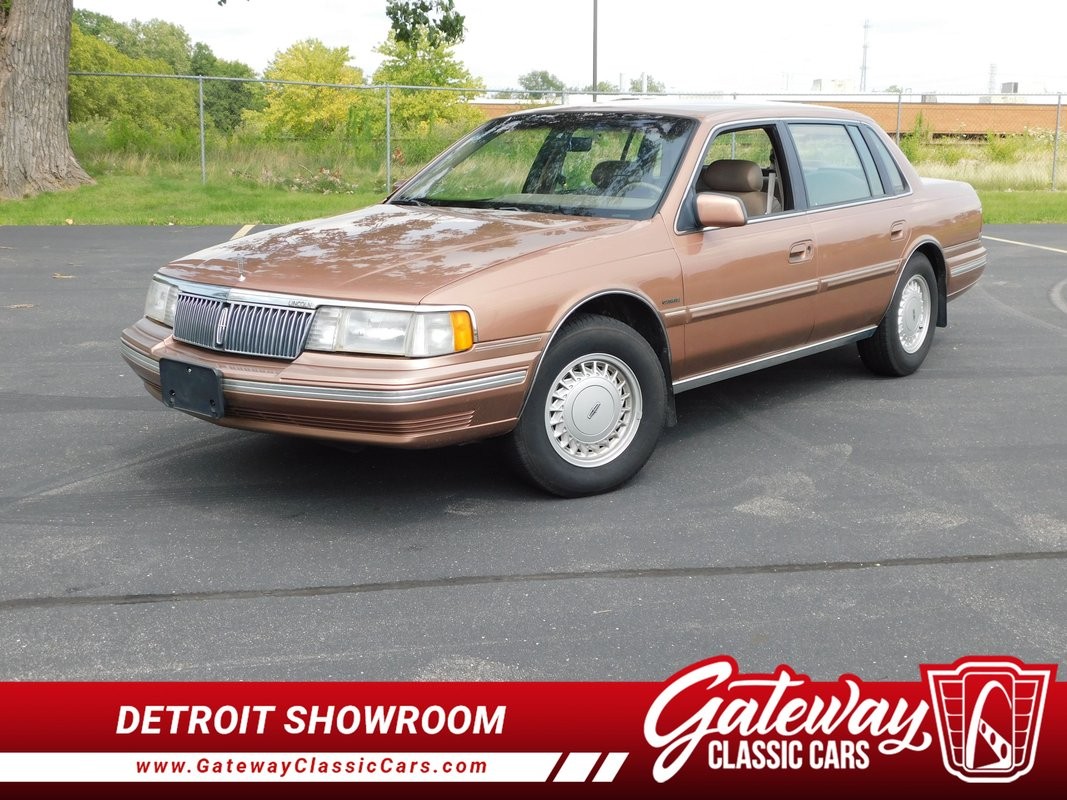 1992 Lincoln Continental for sale in Dearborn Michigan