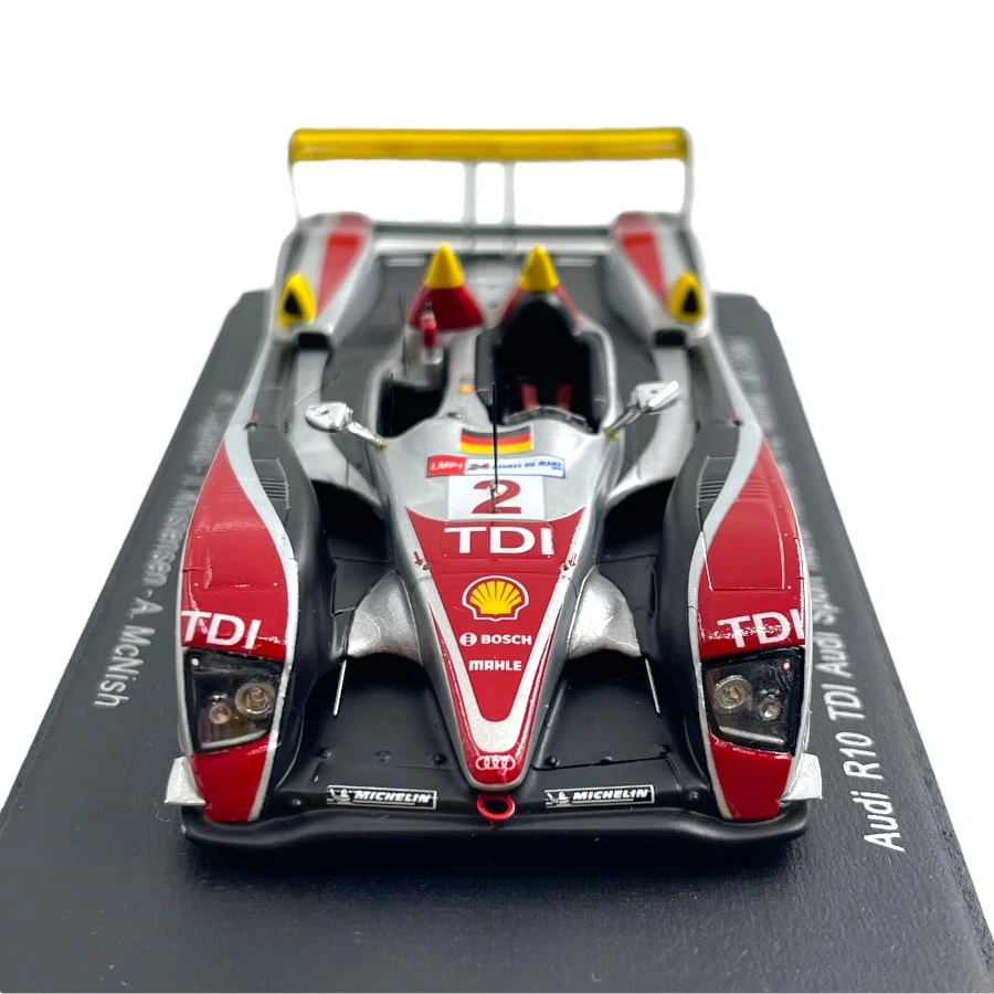 Modellino Auto Spark 1/43 Audi R10 TDI Audi Sport North America #2 Winner Le ... - Immagine 2 di 4