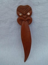 VINTAGE NEW ZEALAND MAORI HAND CARVED TIKI LETTER OPENER . M3451