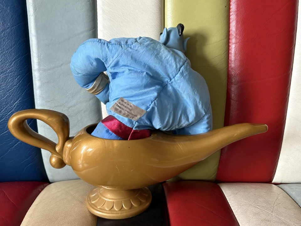 Vintage 1992 Disney Aladdin Genie Lamp and Collectible Genie Plush Toy Mattel - Image 4 of 4