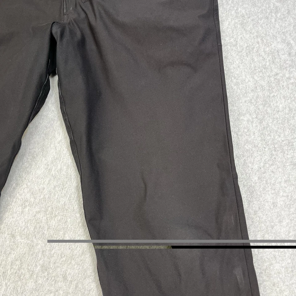 Pantalones chinos Lululemon para hombre 32 (33x29) negros Comisión 5 bolsillos frente plano Foto 3 de 4