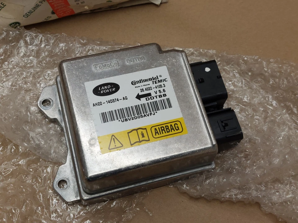 Land Rover Discovery 4 Diagnostic Module 2010-2016 L319 LR016812 Genuine - Image 3 of 4